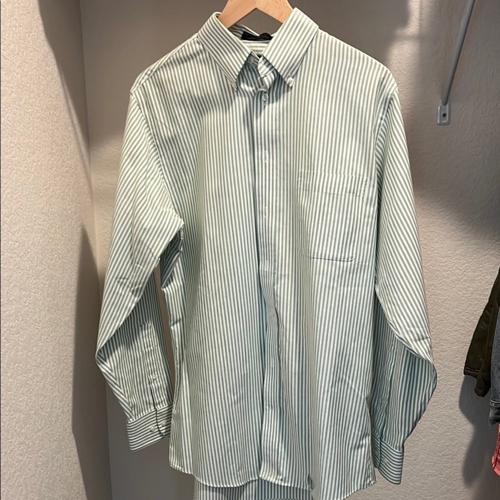 Stafford Green and White Casual Button Down Shirt